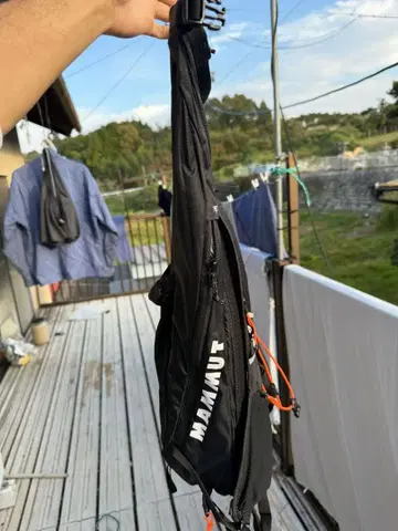 MAMMUT 블랙 백팩