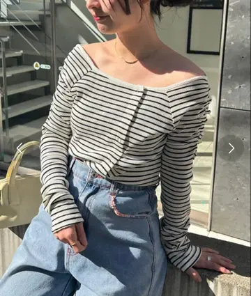 Kastane 오프숄더 골지 티셔츠 화이트