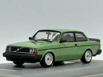 터맥 웍스 1/64 볼보 242 커스텀