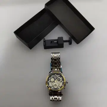 [ 미사용 새상품 ] 아날로그 손목시계 크로노그래프 골드 실버