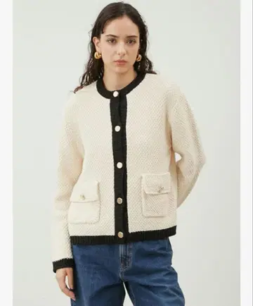 [ 새상품급 ] 미라 오웬 플랩 포켓 금장 버튼 니트 가디건