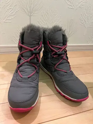 SOREL 퍼 부츠 그레이/핑크 22cm