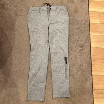 뉴발란스 그레이 골프 팬츠 사이즈 4