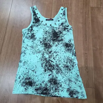 ALGONQUINS 아르곤킨 스터드 장식