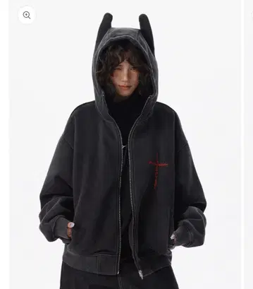 귀 달린 후드티 블랙