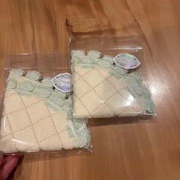 미개봉 긴자와 레이스 멜론빵 크림색 2종