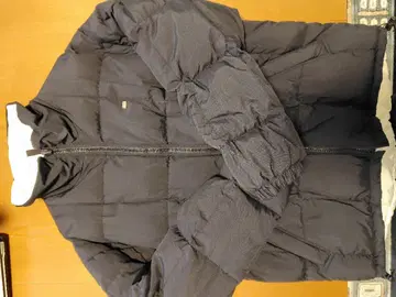 블랙 다운 자켓 후드 부착