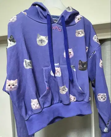 LAND MILK MILKBOY 고양이 패턴 퍼플 숏 기장 후드티
