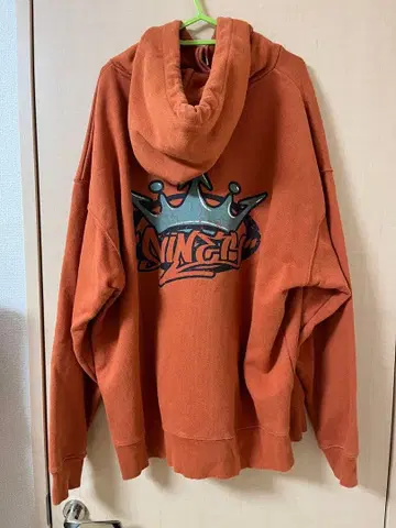 9090 킹 로고 후드티