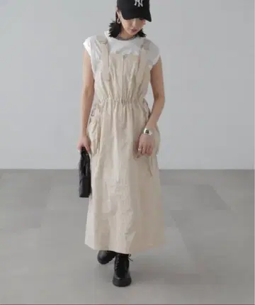 FREE'S MART 프론트 지퍼 점퍼 스커트