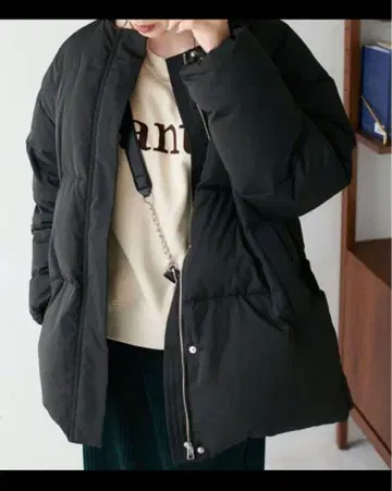 새상품급 Discoat 블랙 미들 기장 다운 자켓