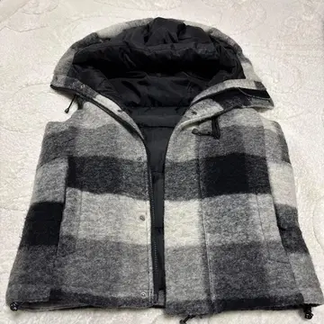 CIAOPANIC TYPY 후드 부착 다운 베스트