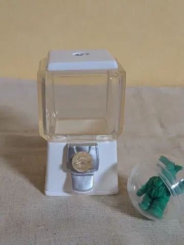 One up 원업 가챠 소프트 비닐 화이트 피규어 일본제 쇼와 레트로