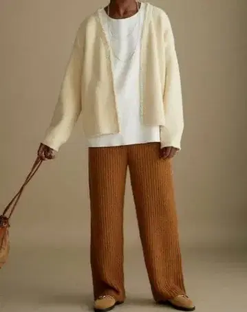 WRAPINKNOT STUDIOUS 메리노 릴리얀 숏 기장 가디건