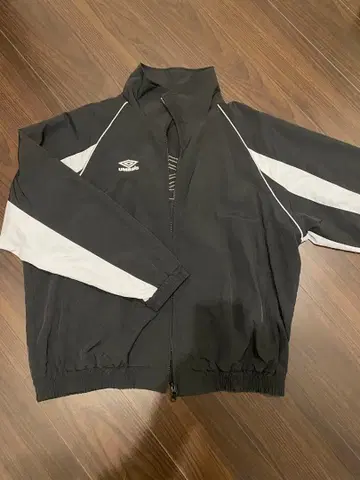 엄브로 나일론 자켓 XL 블랙