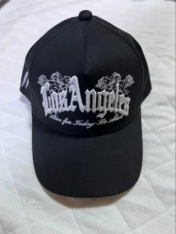 SWORN TO US PREMIERE 스냅백 캡 [ 블랙 ]