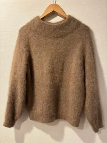 [새상품급] BABYLONE 바빌론 니트 라쿤 100% 보틀넥