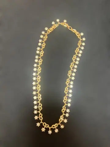 니나리치 골드 컬러 목걸이 NINA RICCI