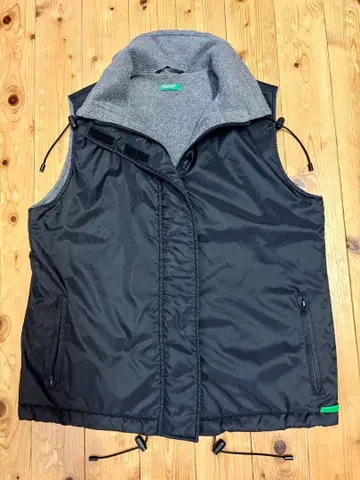 베네통 여성용 보아 안감 나일론 베스트 이탈리아제