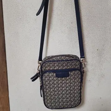 사만다 타바사 총 로고 사만다 타바사 숄더백