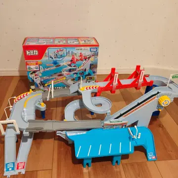 토미카 2WAY 활기찬 고속도로