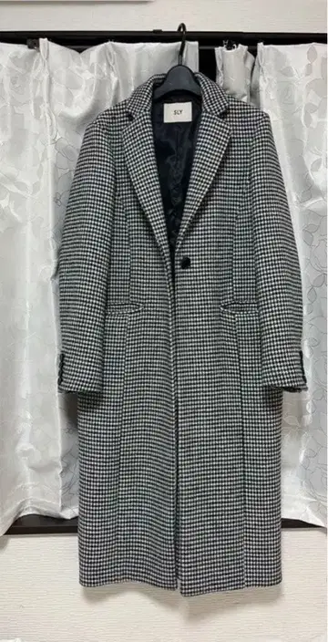 SLY 하운드투스 체크 패턴 롱 코트