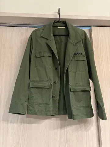 titty&Co. 밀리터리 자켓