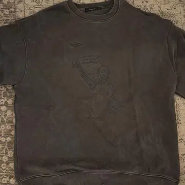 다크 맨투맨 그레이