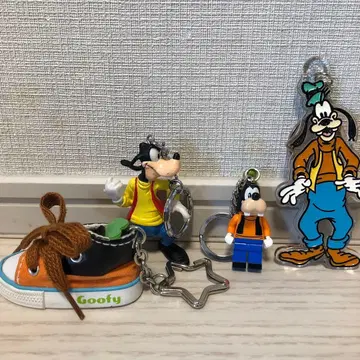 디즈니 구피 관련 굿즈 묶음 판매