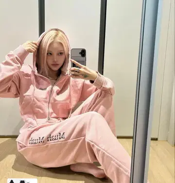 MUAHMUAH 후드 부착 집업 세트