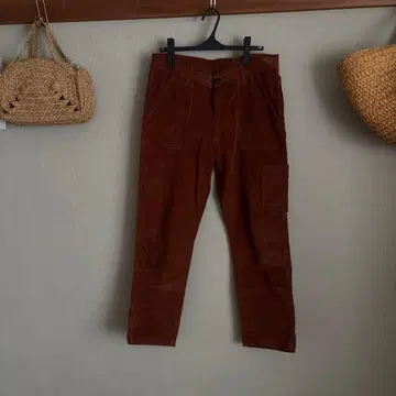 브라운 코듀로이 팬츠 사이드 포켓 포함