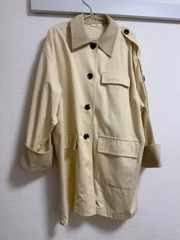 SLY 베이지 밀리터리 자켓 코트