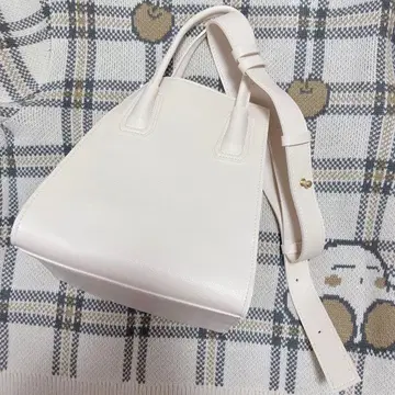 [ selectMOCA ] 셀렉트모카 화이트 가죽 토트백