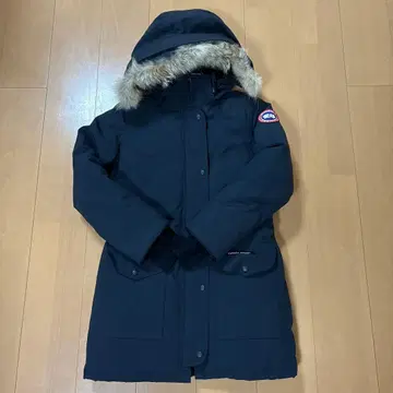 후드 부착 다운 자켓 블랙