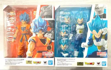 드래곤볼 S.H.Figuarts SSGSS 손오공&베지터 세트