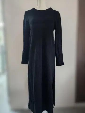 블랙 니트 롱 원피스 사이드 슬릿