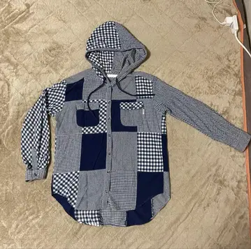 PINK HOUSE 핑크하우스 패치워크 디자인 후드 부착 후드티