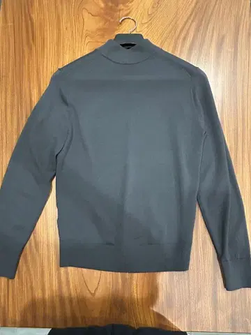 유니클로 모크넥 엑스트라 파인 메리노 다크 그레이