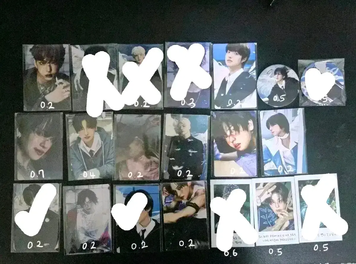 &team Seongsu pop up goods wts (instant photo, photocard A, B, pin button)