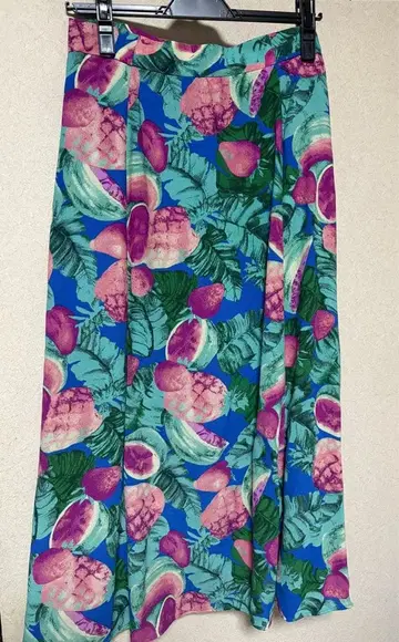 I AM I 후르츠 패턴 플레어 스커트 블루 계열