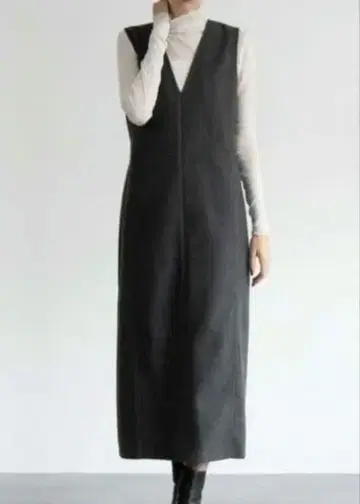 세드니 슬리브리스 롱 원피스 다크 그레이 오버롤 스커트