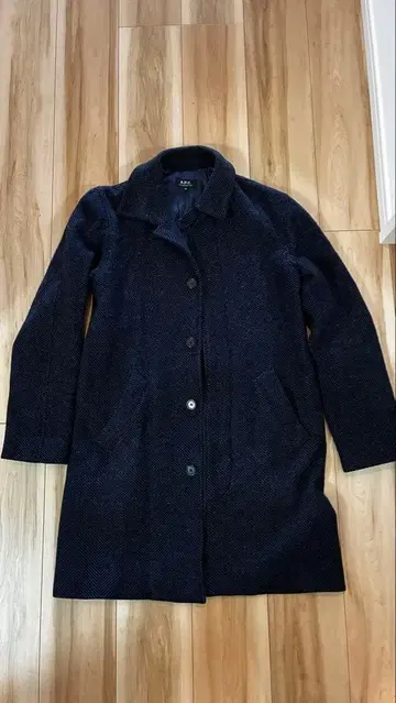 [ 레어 ] A.P.C. 네이비 헤링본 코트 S