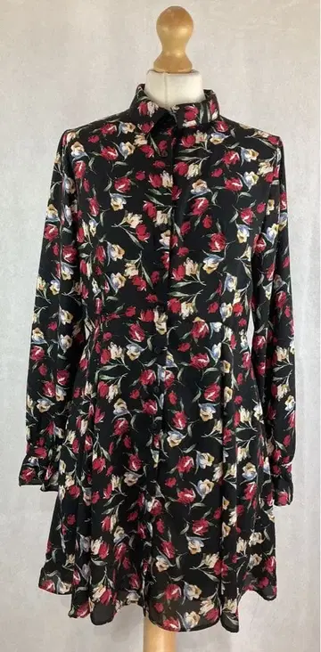 ZARA 튤립 패턴 원피스