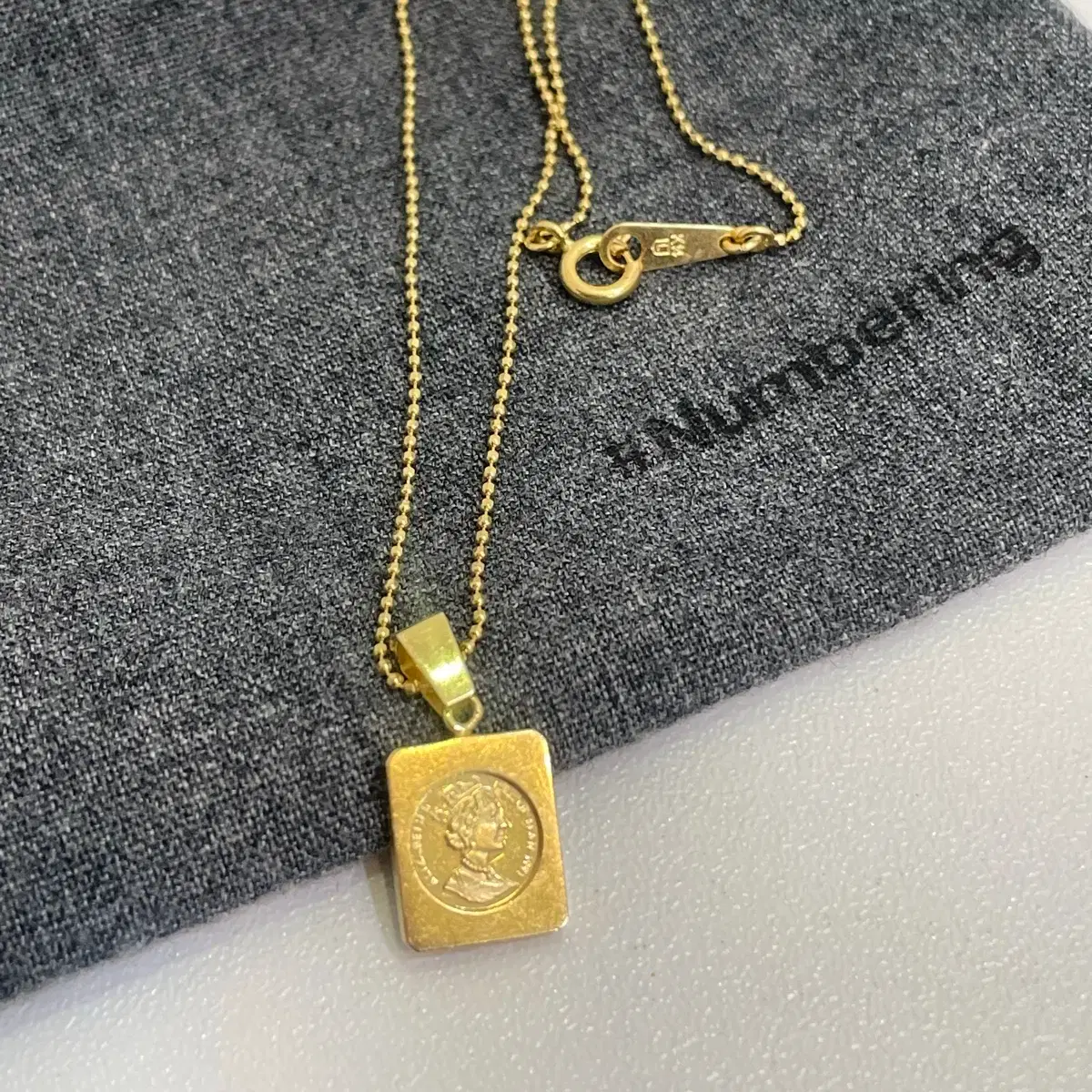 14k 사각 엘리자벳 코인 팬던트 목걸이