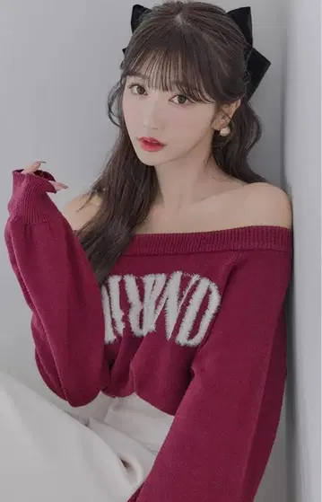 rienda Riu 콜라보 로고 니트탑 RED