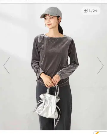 a.v.v. 벨로아 상의 M