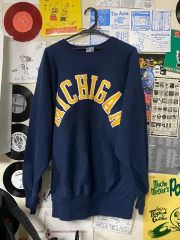 Champion MICHIGAN vintage reverseweave