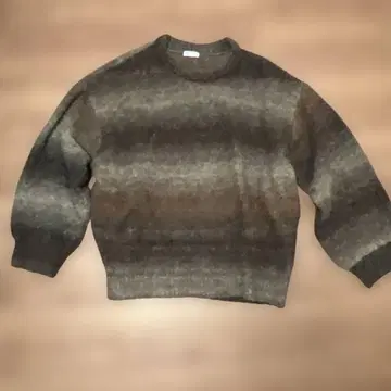 epnok 그라데이션 크루넥 스웨터