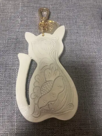 그레이스 콘티넨탈 카빙 트라이브스 고양이 캣 참