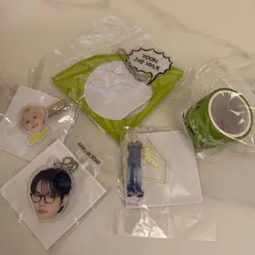 treasure 재희 캡슐 토이 세트